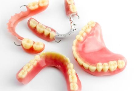 Dentures.jpg